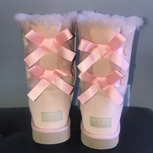Pink bow ugg boots